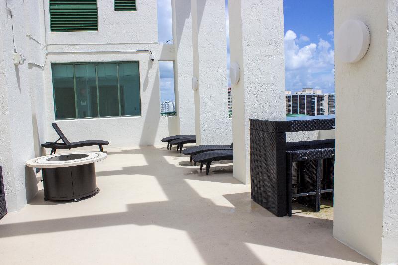 Hotel The Casablanca On The Ocean West Tower à Miami Beach Extérieur photo