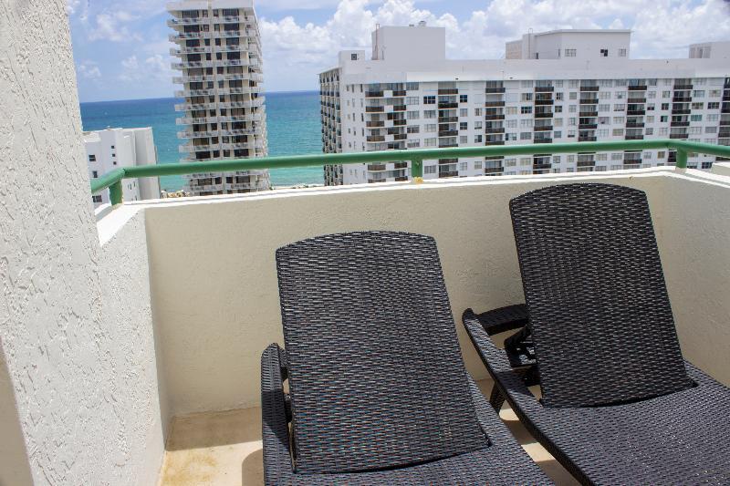 Hotel The Casablanca On The Ocean West Tower à Miami Beach Extérieur photo