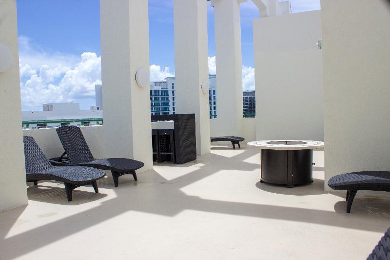 Hotel The Casablanca On The Ocean West Tower à Miami Beach Extérieur photo